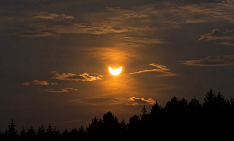 Éclipse solaire du 12 août : les meilleurs endroits en France pour observer le phénomène Éclipse solaire du 12 août : les meilleurs endroits en France pour observer le phénomène